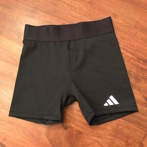 ⭐️ADIDAS⭐️ Women’s Athletic Short Size S, Black